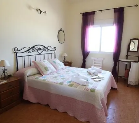 Hl 002 4 Bedroom Country House, Fuente Alamo Holiday home *