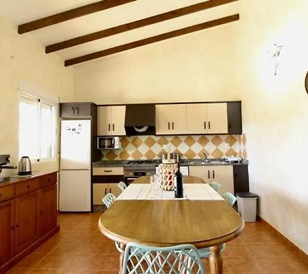 Hl 002 4 Bedroom Country House, Fuente Alamo *