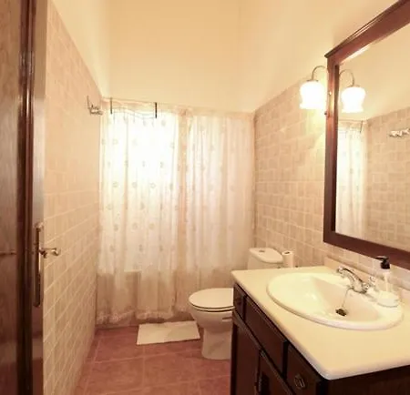 Hl 002 4 Bedroom Country House, Fuente Alamo Holiday home *
