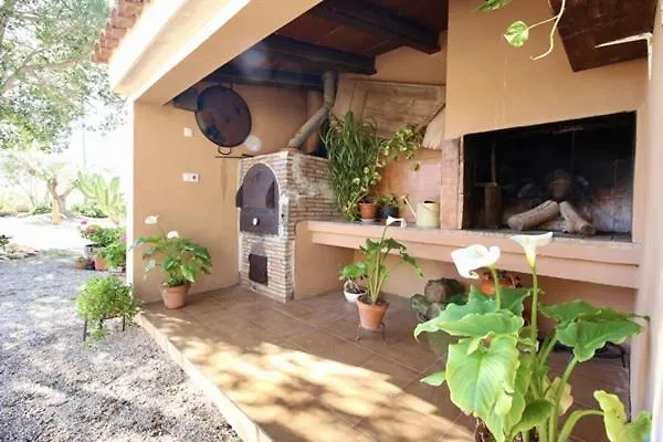 Hl 002 4 Bedroom Country House,